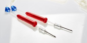Macopharma double 12-gauge needles